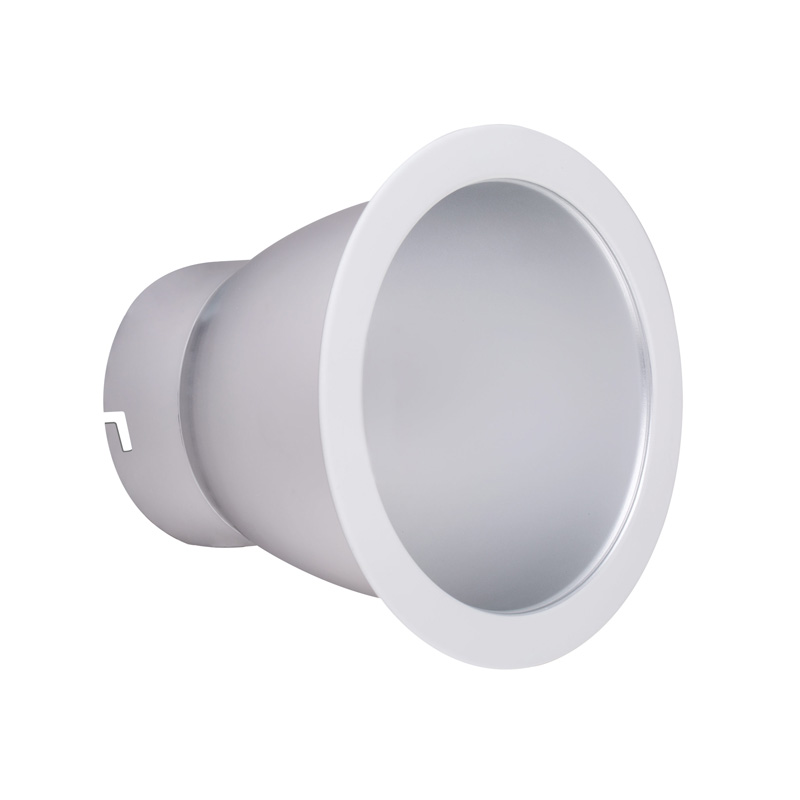 6-in Round Reflector Trim 70 Degree Light Distribution White Trim and Aluminum Body